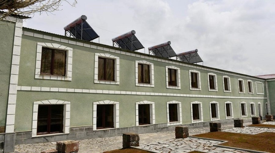 Aparan Guesthouse