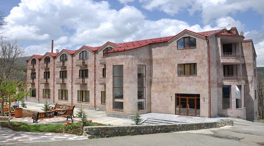 Hotel Alpina