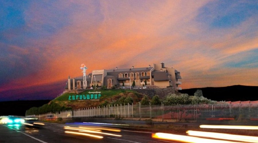 Harsnaqar Hotel