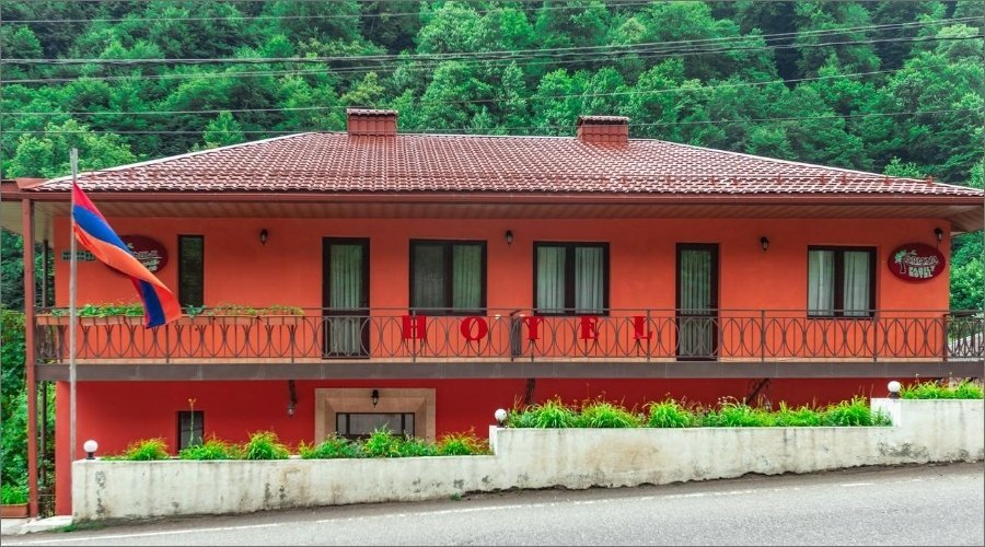 Hotel Ariana
