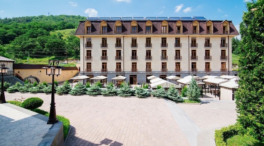 Elegant Hotel