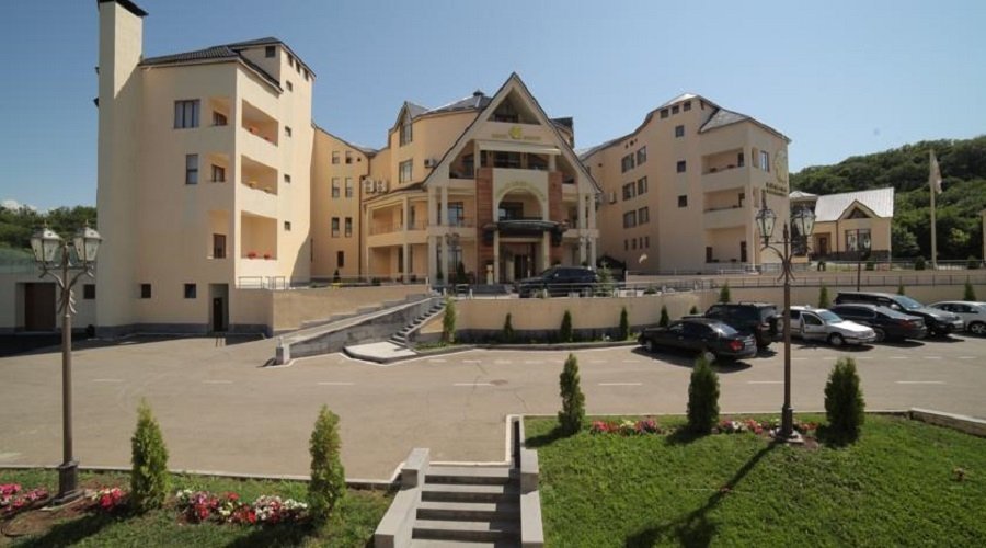 Hotel Multi Rest House