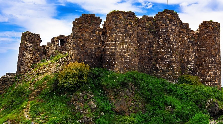 Amberd Fortress