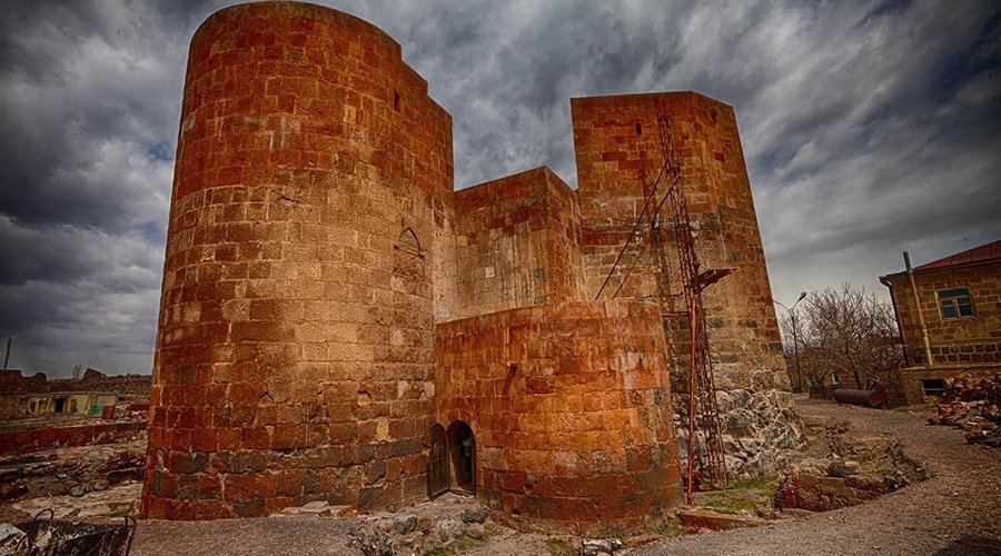 Dashtadem Fortress
